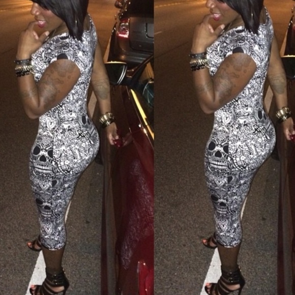 Bodycon Dress - Picture 2 of 2